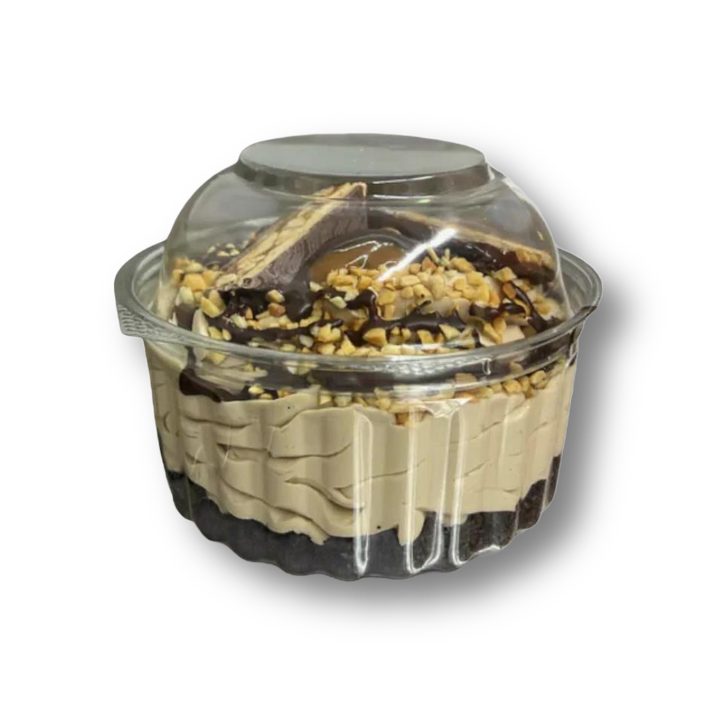 Snickers cheesecakes