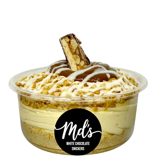 White chocolate x snickers cheesecake tubs - Mama’s Desserts